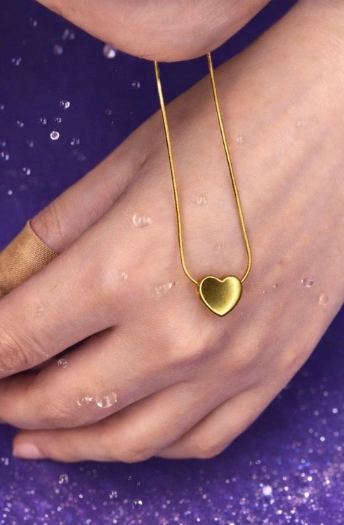 Gold Heart Pendant Necklace