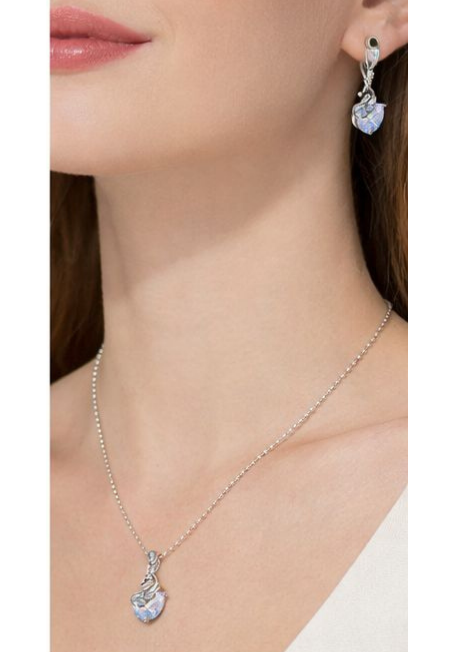 Royal Crystal Swan Set
